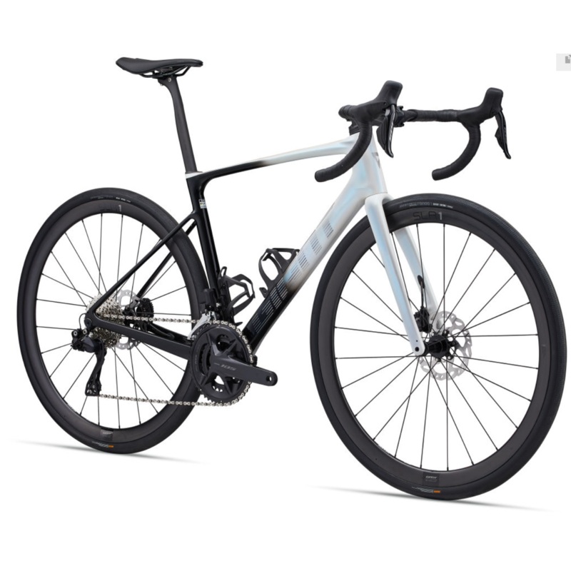 GIANT 2024 - DEFY ADVANCED PRO 1