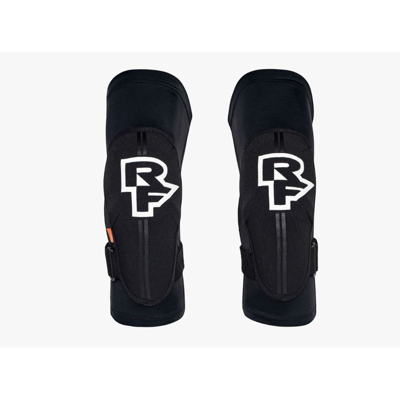 Race Face Indy Knee - Stealth - 2022